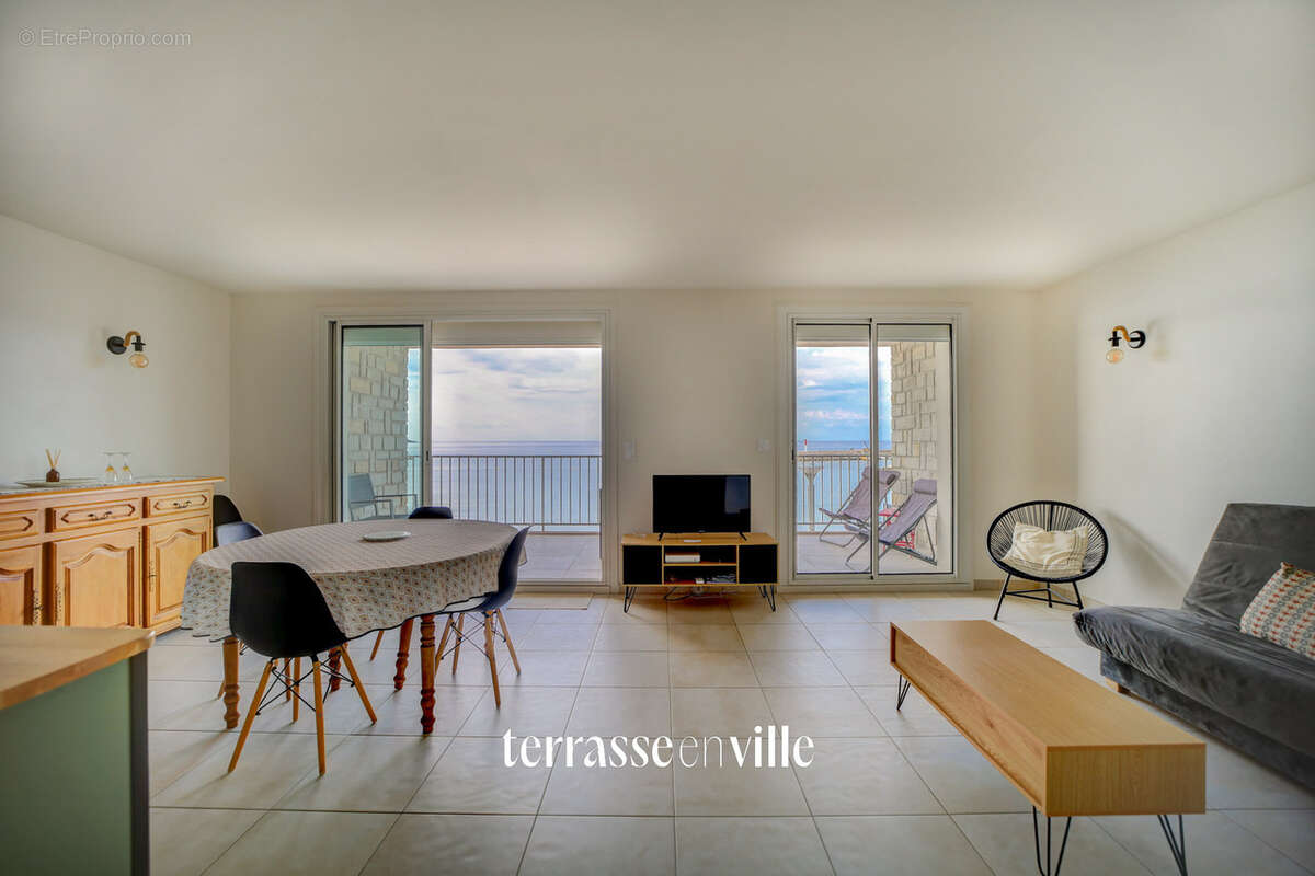 St cyr-sur-mer - promenade rose - appartement 80m2 vue mer panoramique - terrasse - garage - photo 4