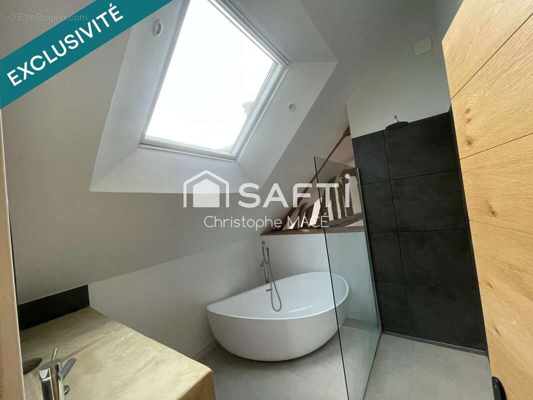 Photo 4 - Maison à LE BURET