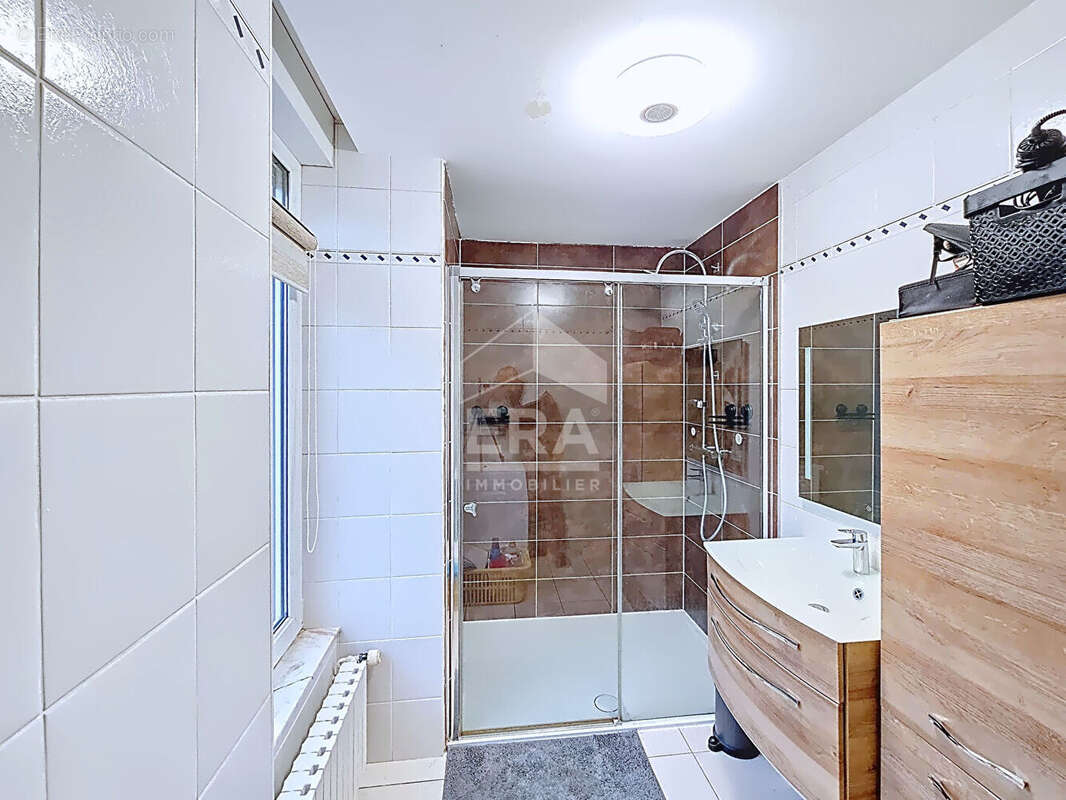 Appartement à LONGLAVILLE