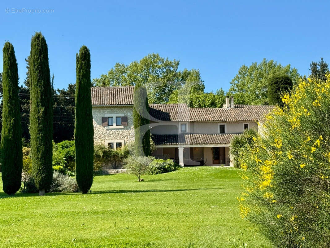 Maison à EYGALIERES