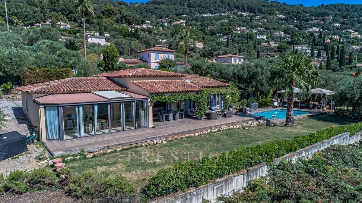 Le Tignet, Villa 4 chambres, plain pied, piscine, vue mer - photo 9