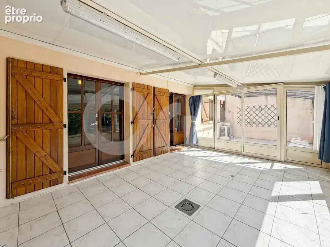 Maison À Vendre à La Crau - photo 9