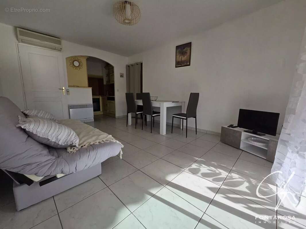 Appartement à FREJUS