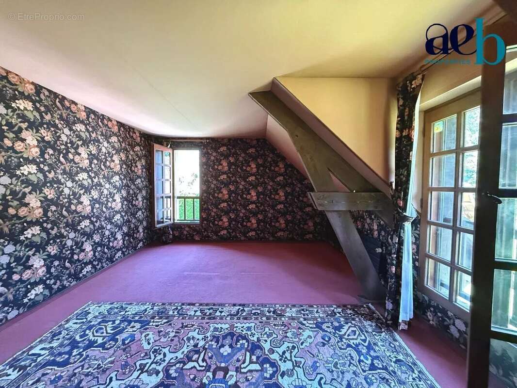 Maison à LA VENDUE-MIGNOT