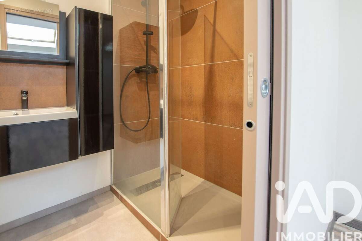 Photo 7 - Commerce à TRESSERVE