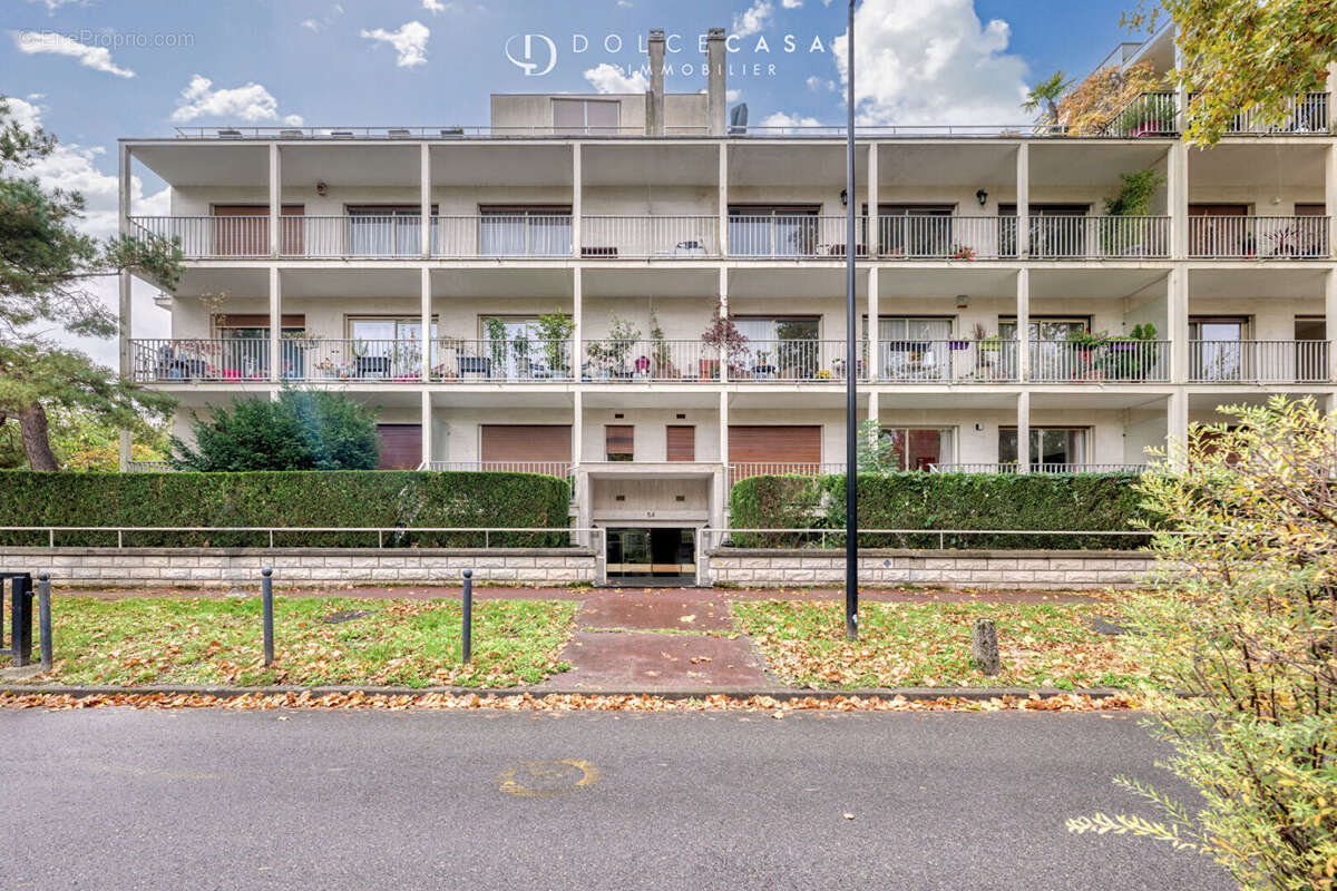Appartement à SAINT-MAUR-DES-FOSSES