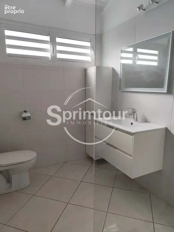 Pointe-noire   villa de 150 m2 avec piscine au sel & jacuzzi - photo 11
