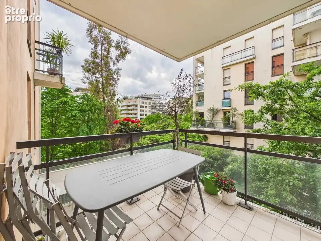 Paris xvii - rue albert roussel - charmant 5p avec 4 chambres 2 terrasses au calme et avec une vue sur un parc ! - photo 25