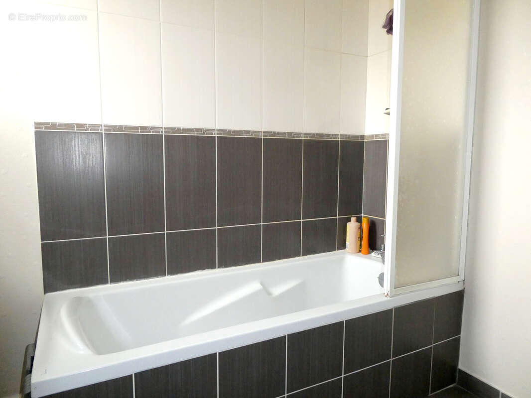 Appartement à SAINTE-FOY-L'ARGENTIERE