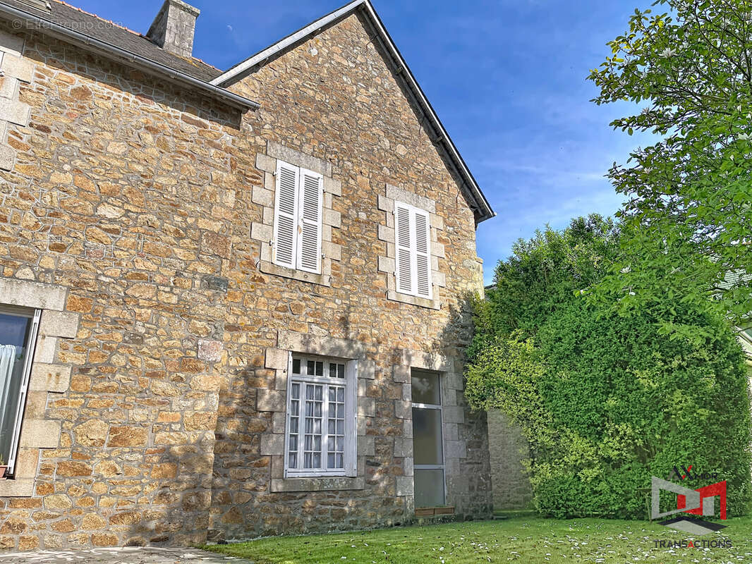 Maison à PENVENAN