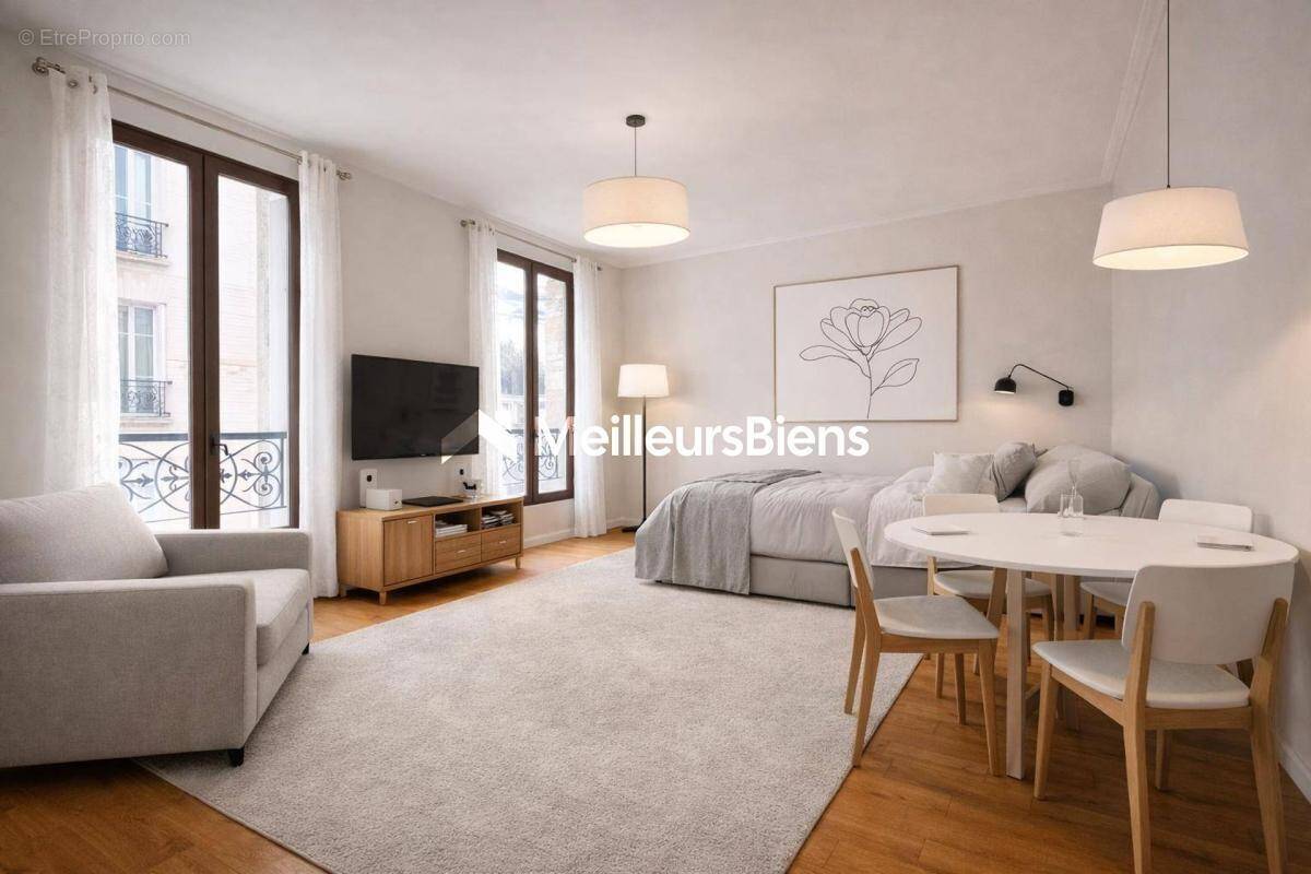 Appartement à PARIS-15E