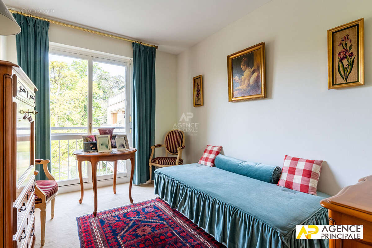 Appartement à MAISONS-LAFFITTE