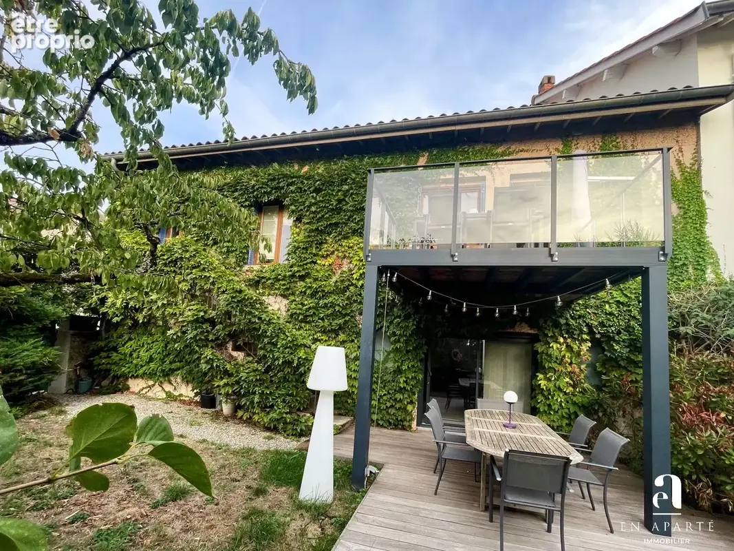 Photo Maison à La Tour-De-Salvagny au prix de 660 000€