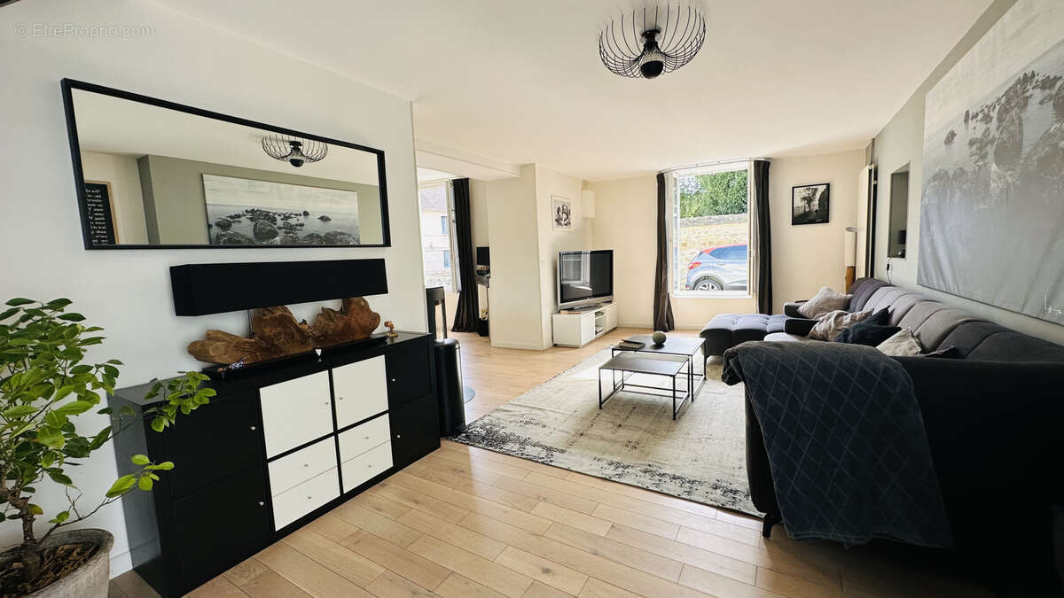 Maison à SAMOIS-SUR-SEINE