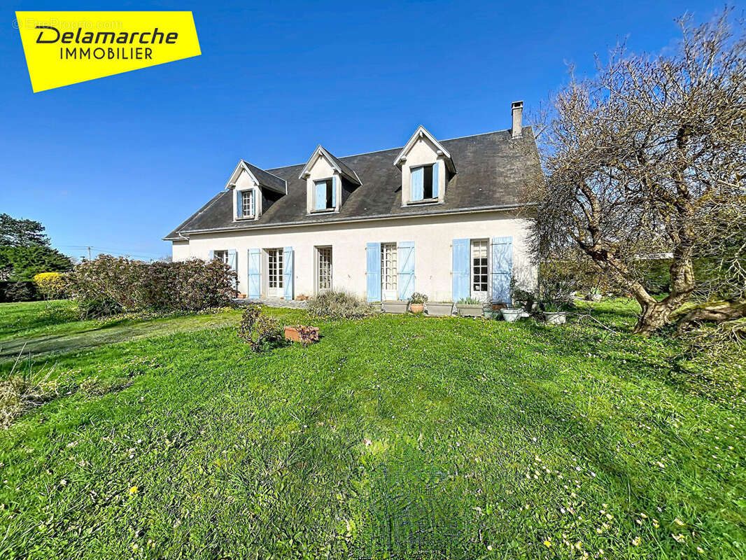 Maison à JULLOUVILLE
