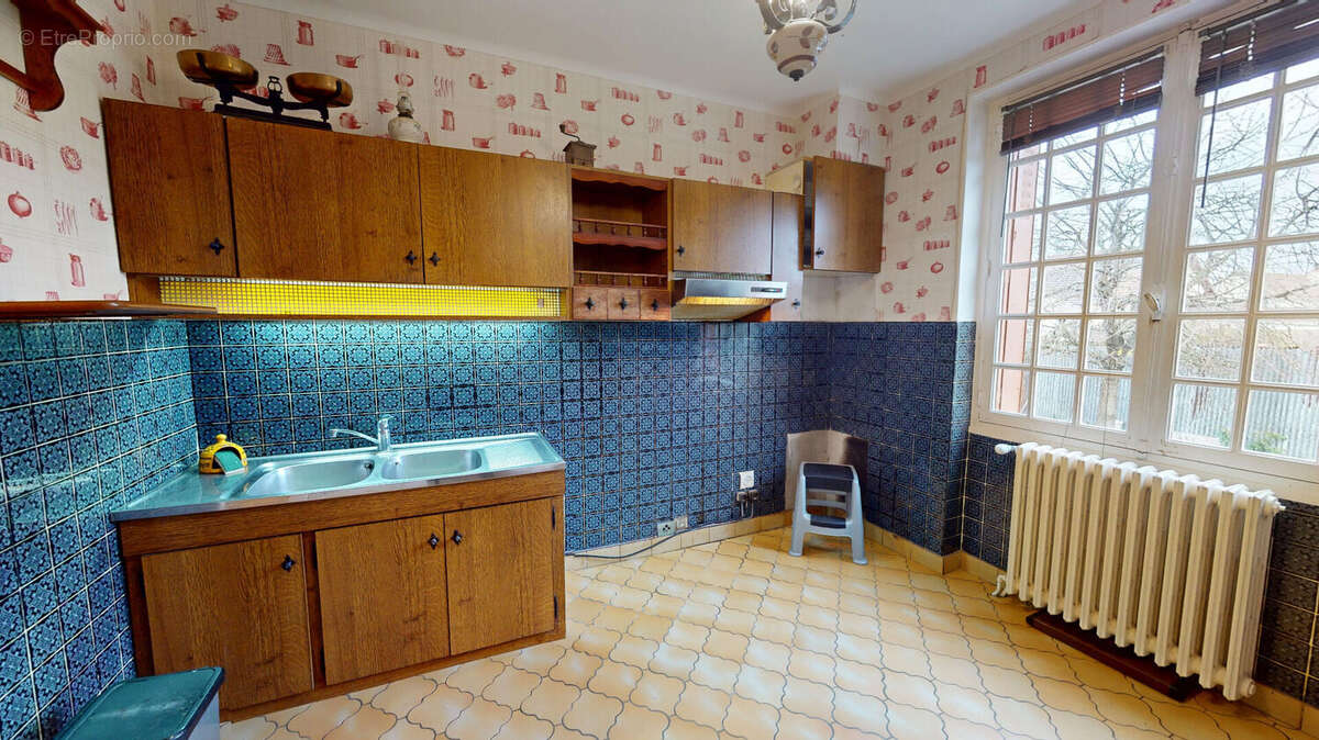 Maison à VARENNES-VAUZELLES