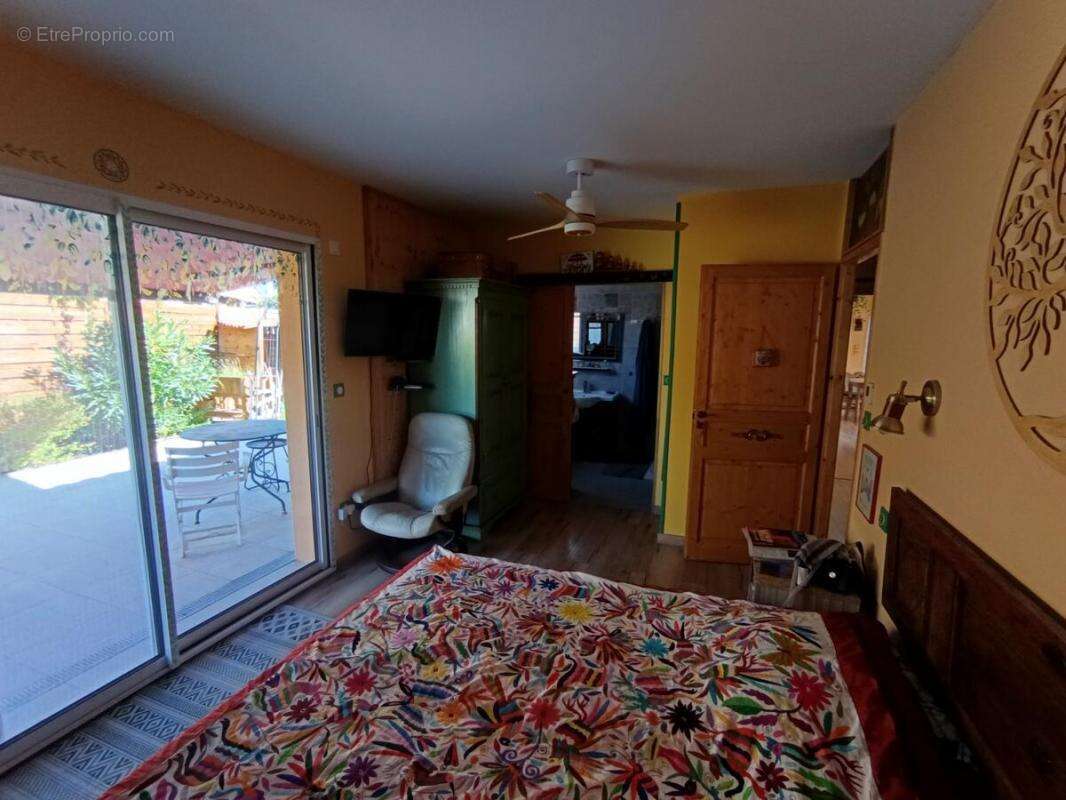 Maison à SAINT-SEURIN-SUR-L&#039;ISLE