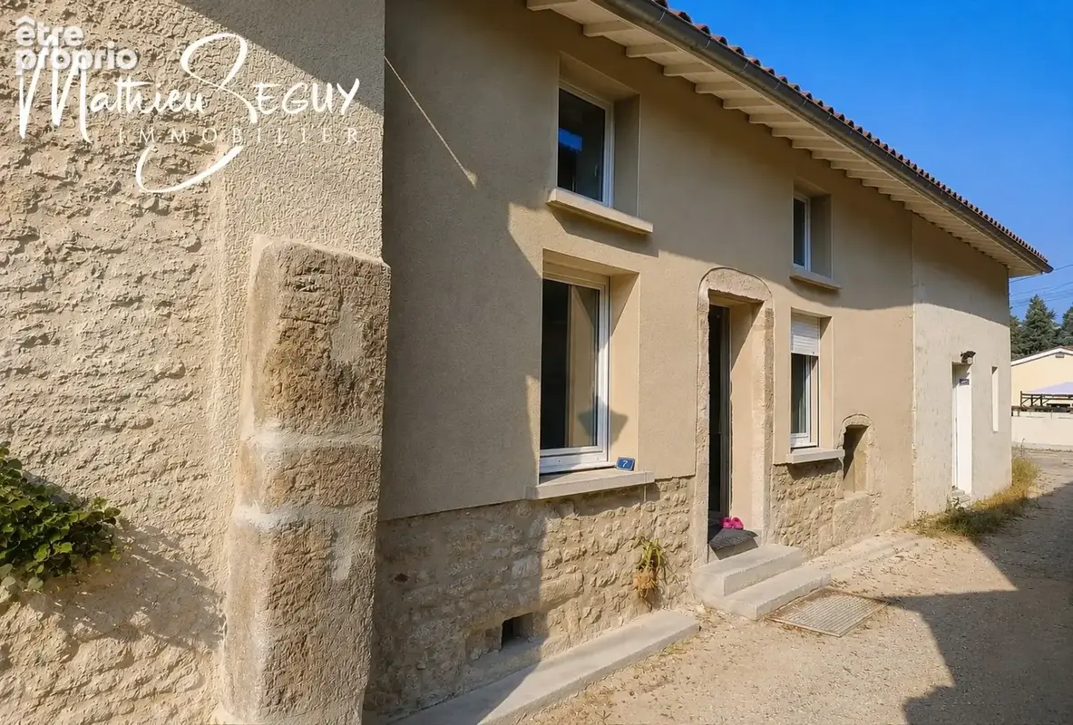 Appartement/Maison P3 duplex au coeur de THURINS - photo 1