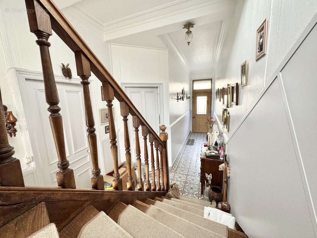 Maison à VILLERS-BRETONNEUX