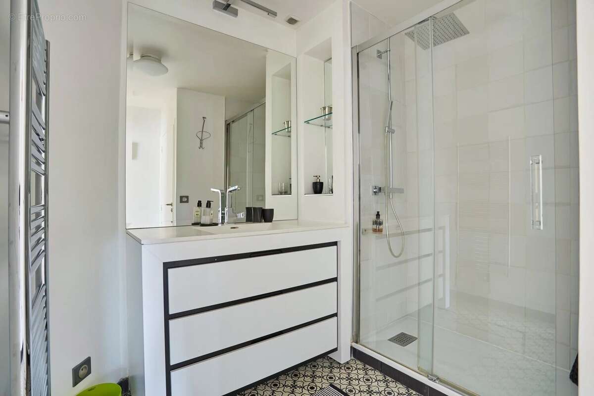 Appartement à PARIS-9E
