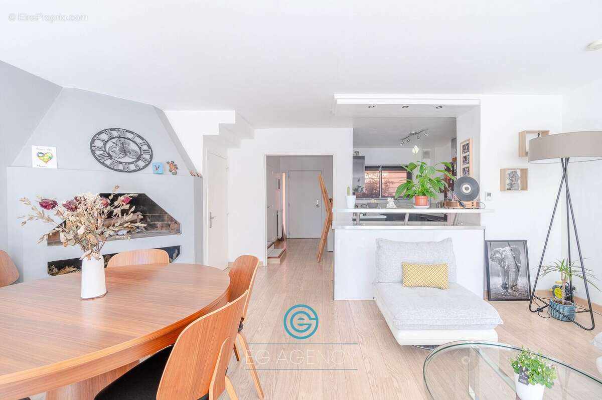 Appartement à MARSEILLE-9E