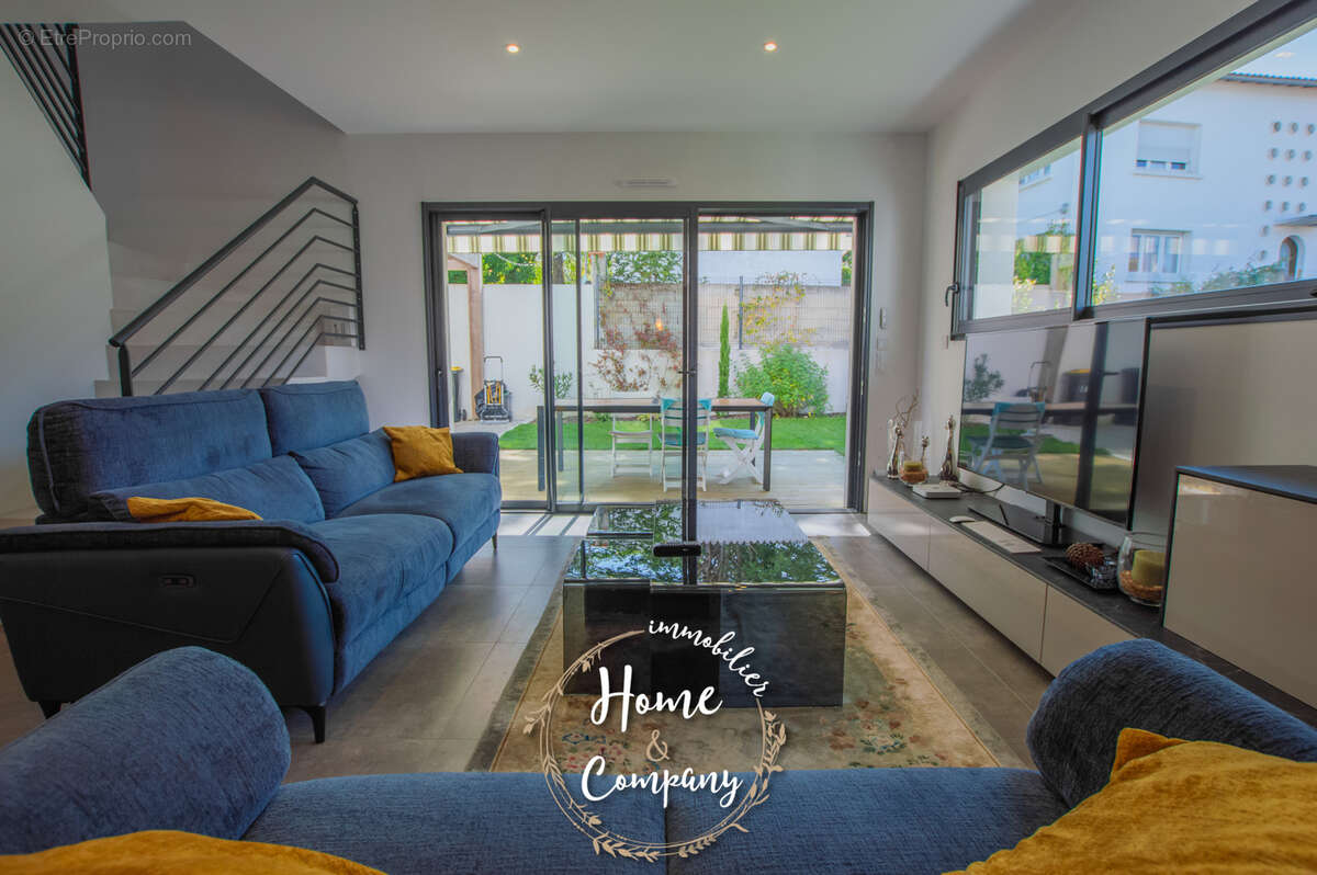 Maison à VAUX-SUR-MER