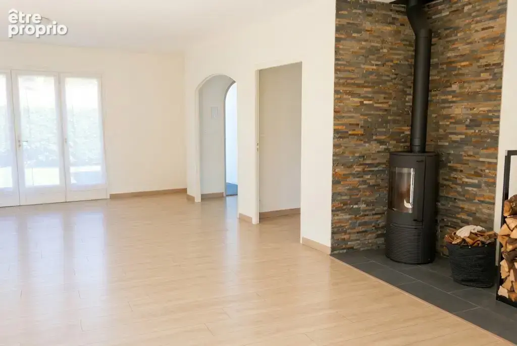 COMMUNAY   Maison entièrement rénovée avec studio indépendant - photo 8