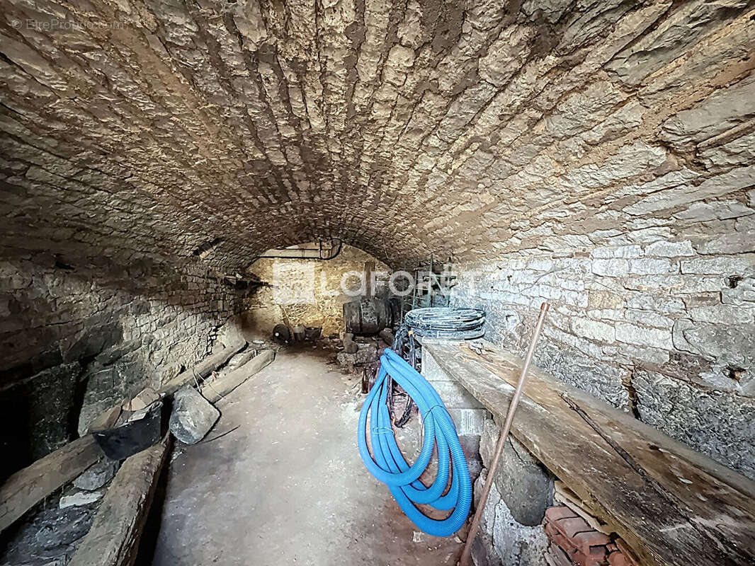 Maison en pierre à finir de rénover - photo 6