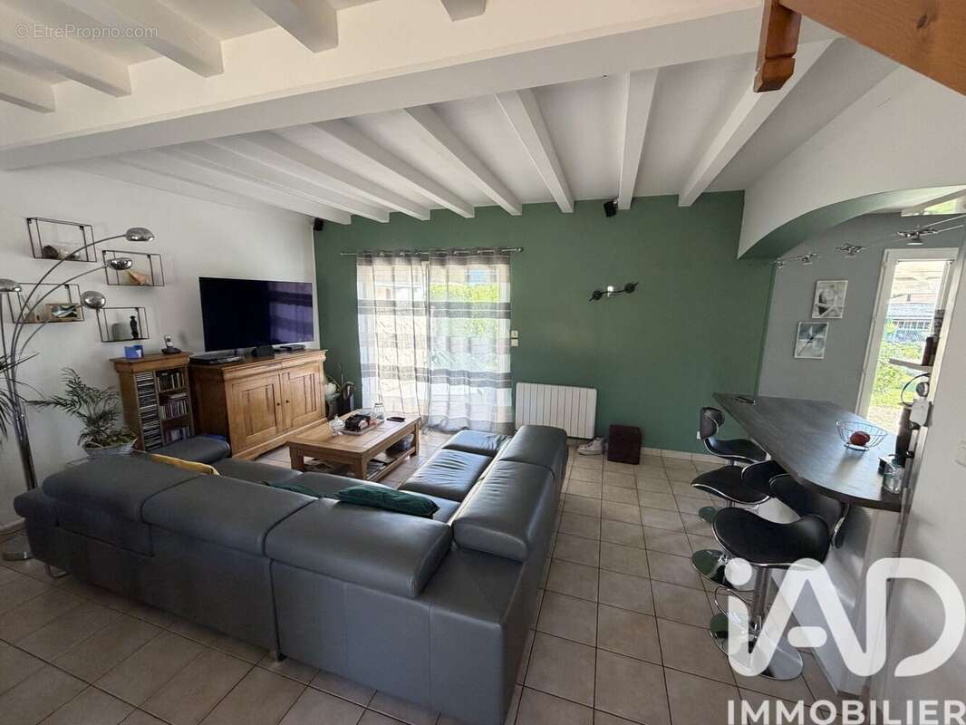 Photo 2 - Maison à GOND-PONTOUVRE
