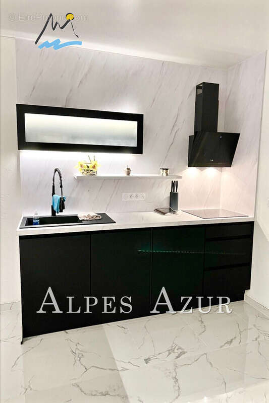 Maison à VILLENEUVE-LOUBET