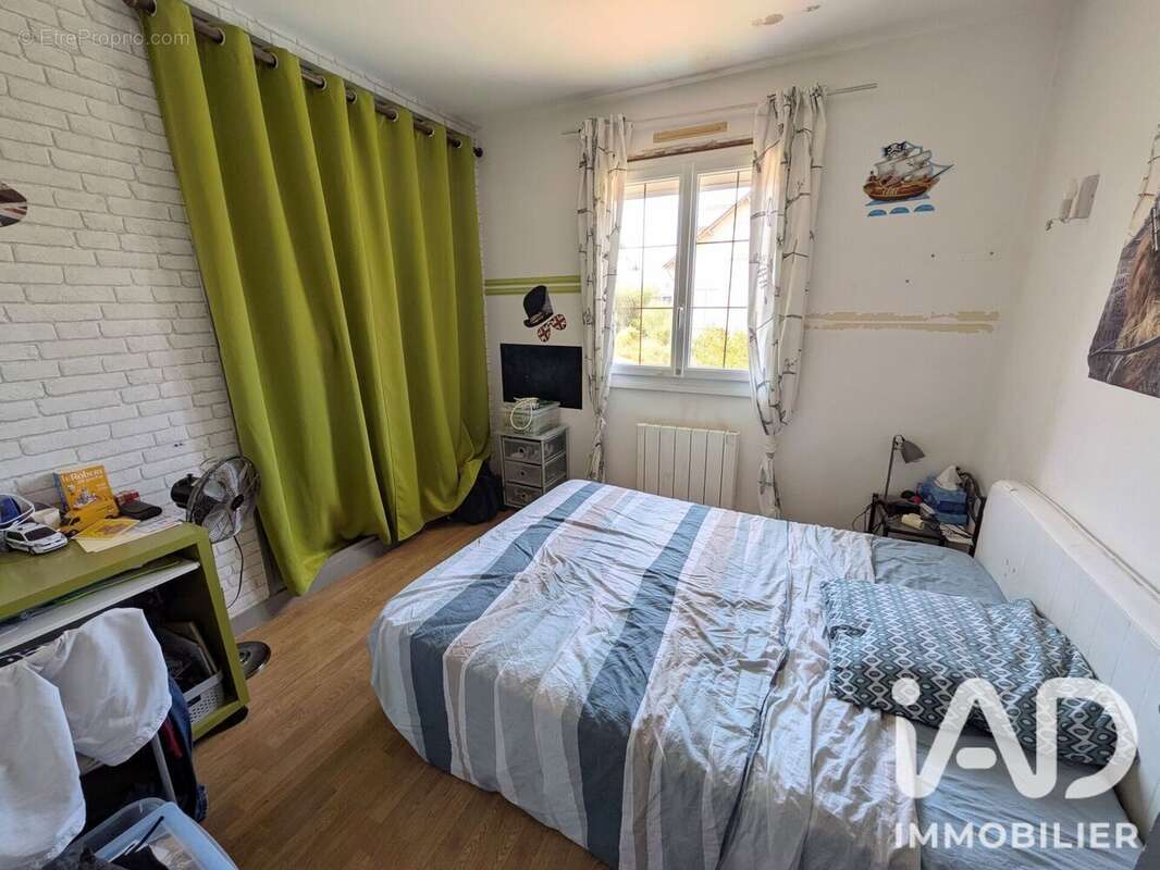 Maison 108 m² à Veigne  - photo 8