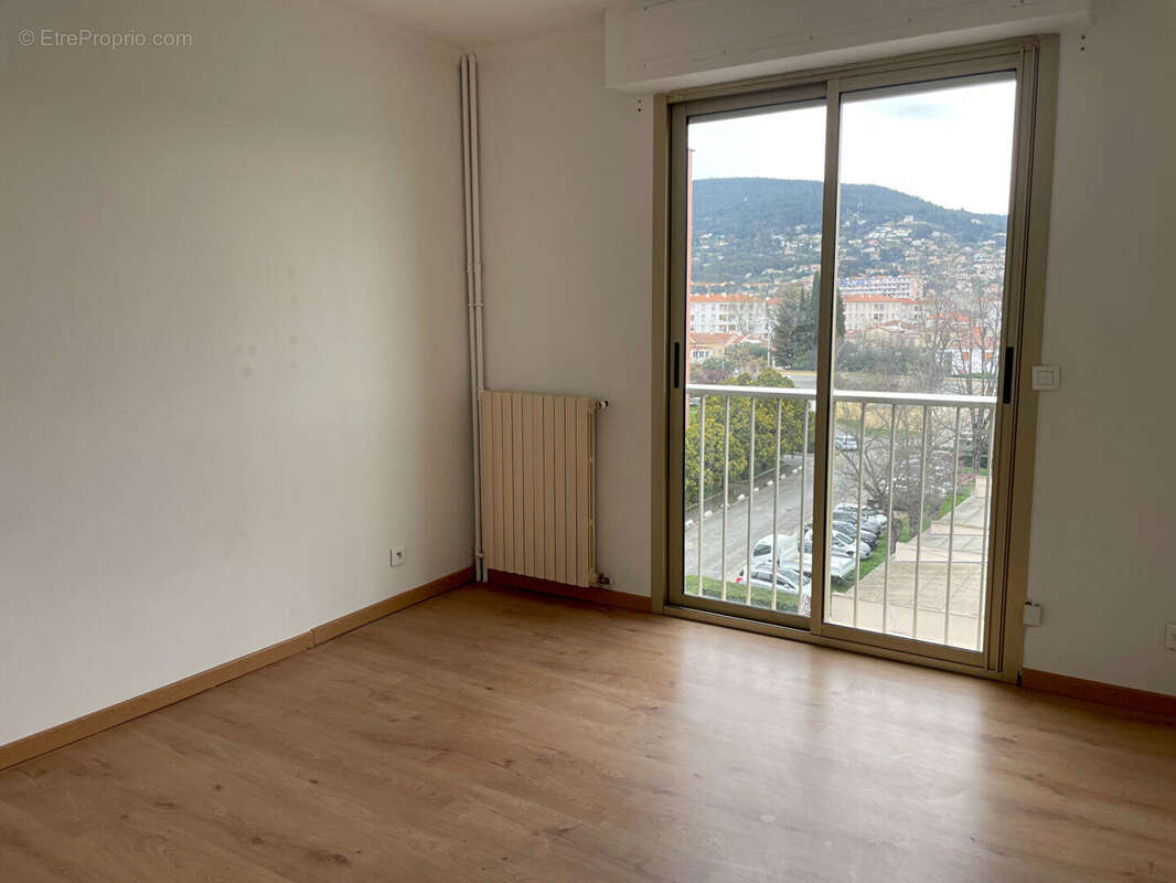 Appartement à DRAGUIGNAN