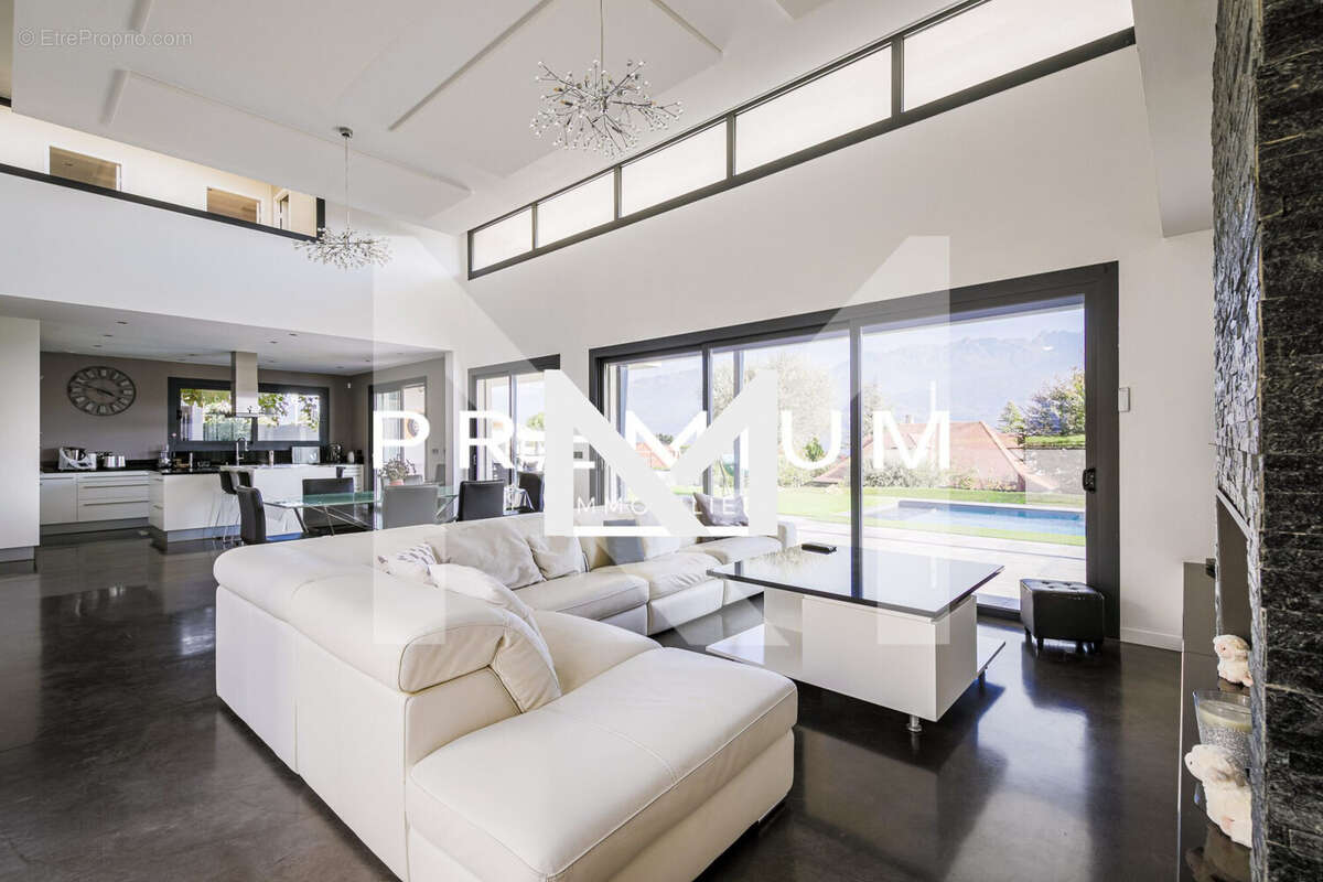 Maison à SAINT-ISMIER