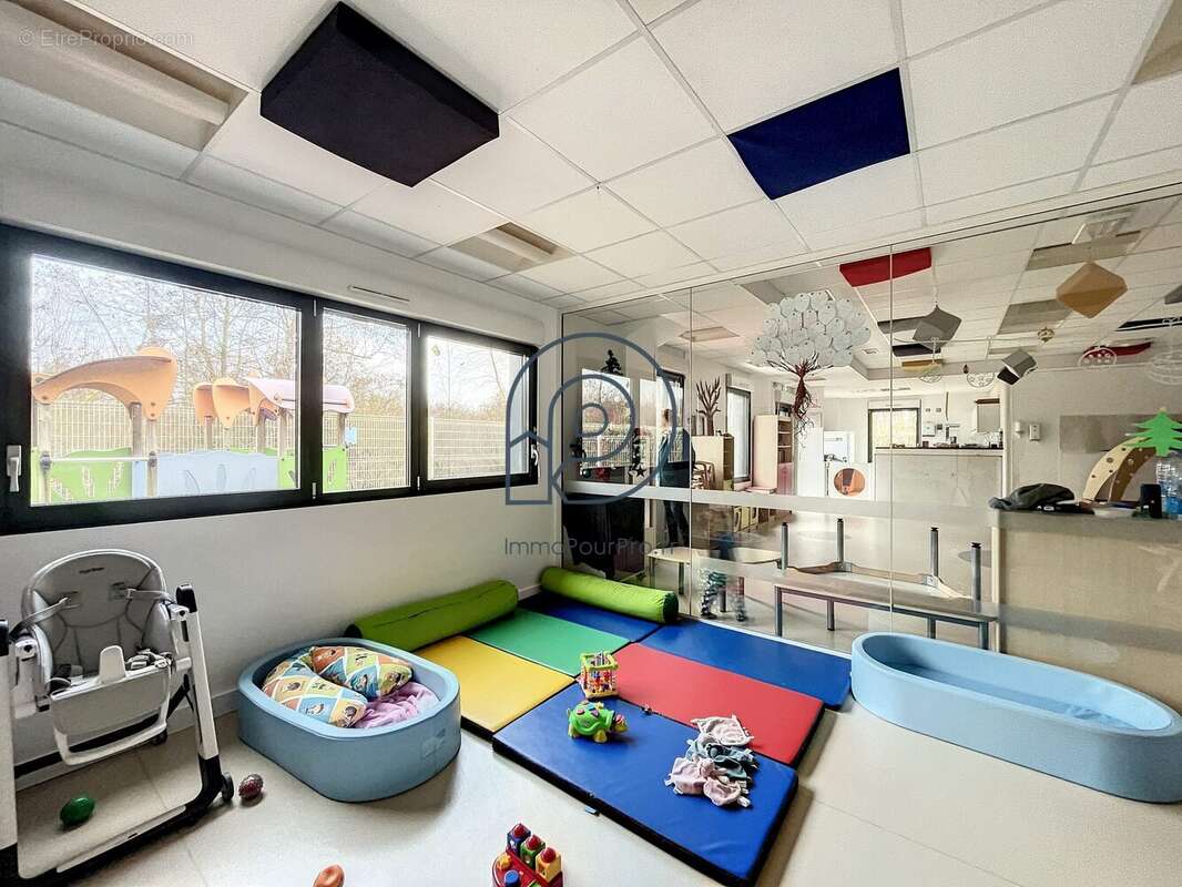 Commerce à SARS-ET-ROSIERES