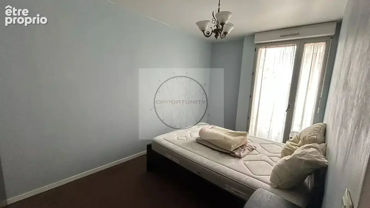 Appartement 2 pièces 43 m² à vendre à Montreuil (93100) - photo 4