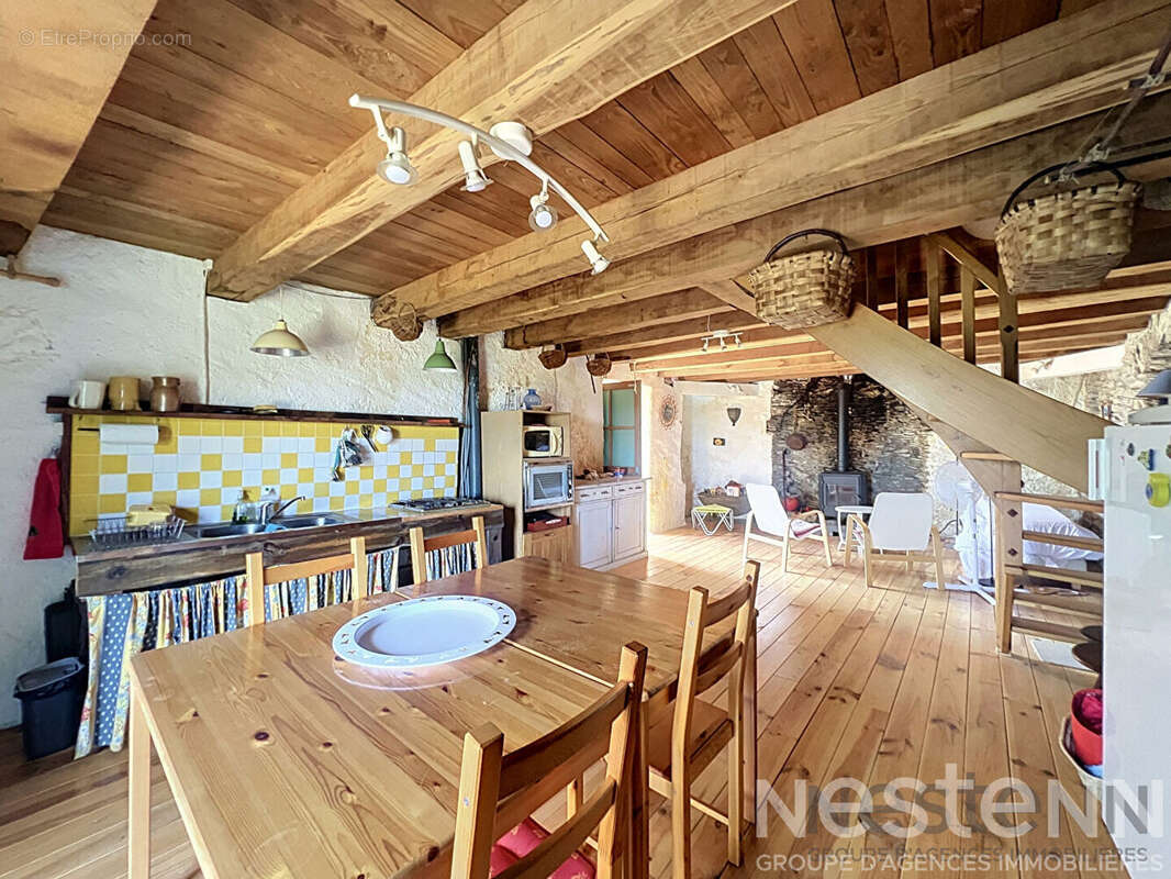 Maison 6 pièces à vendre à Saint Martin de Boubaux - Hameau Calme avec vue magnifique - photo 2