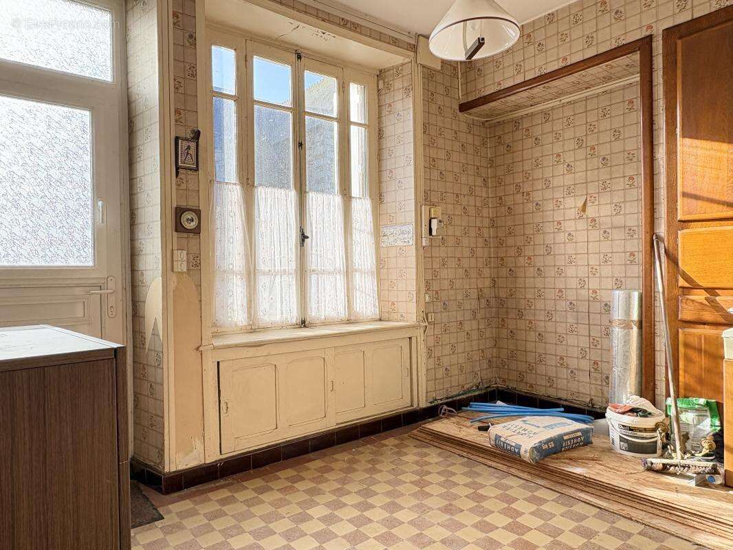 Maison à LANDELLES-ET-COUPIGNY