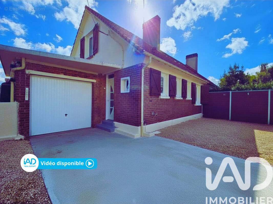 Photo 1 - Maison à SAINTE-GENEVIEVE-DES-BOIS