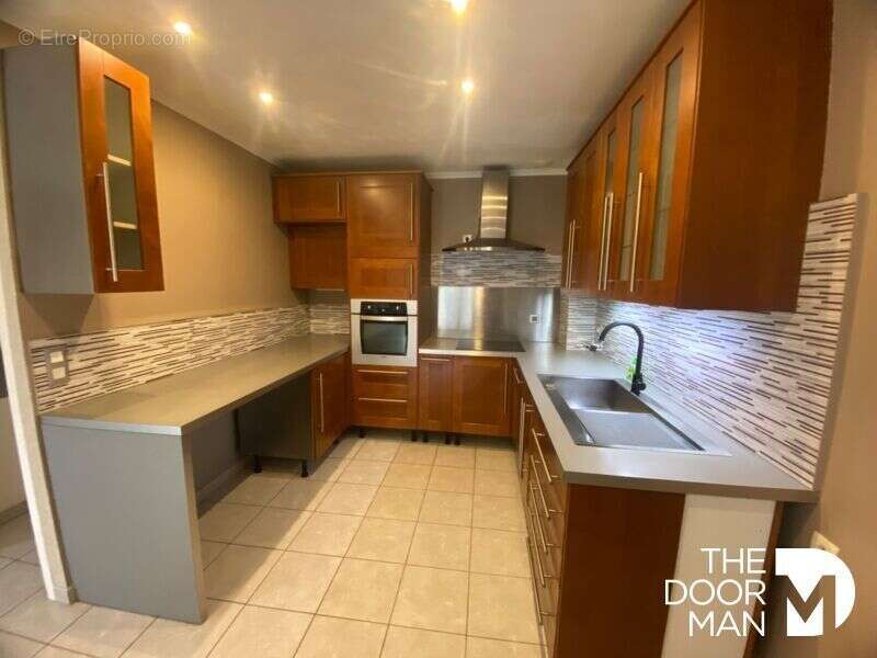 Appartement à LE PERRAY-EN-YVELINES