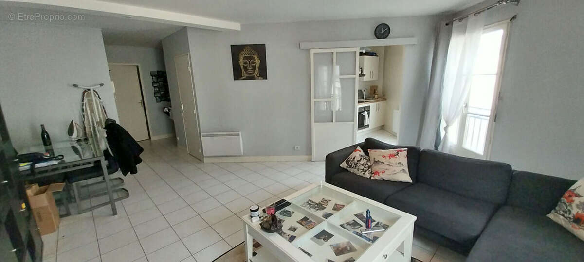 Appartement à EPERNON