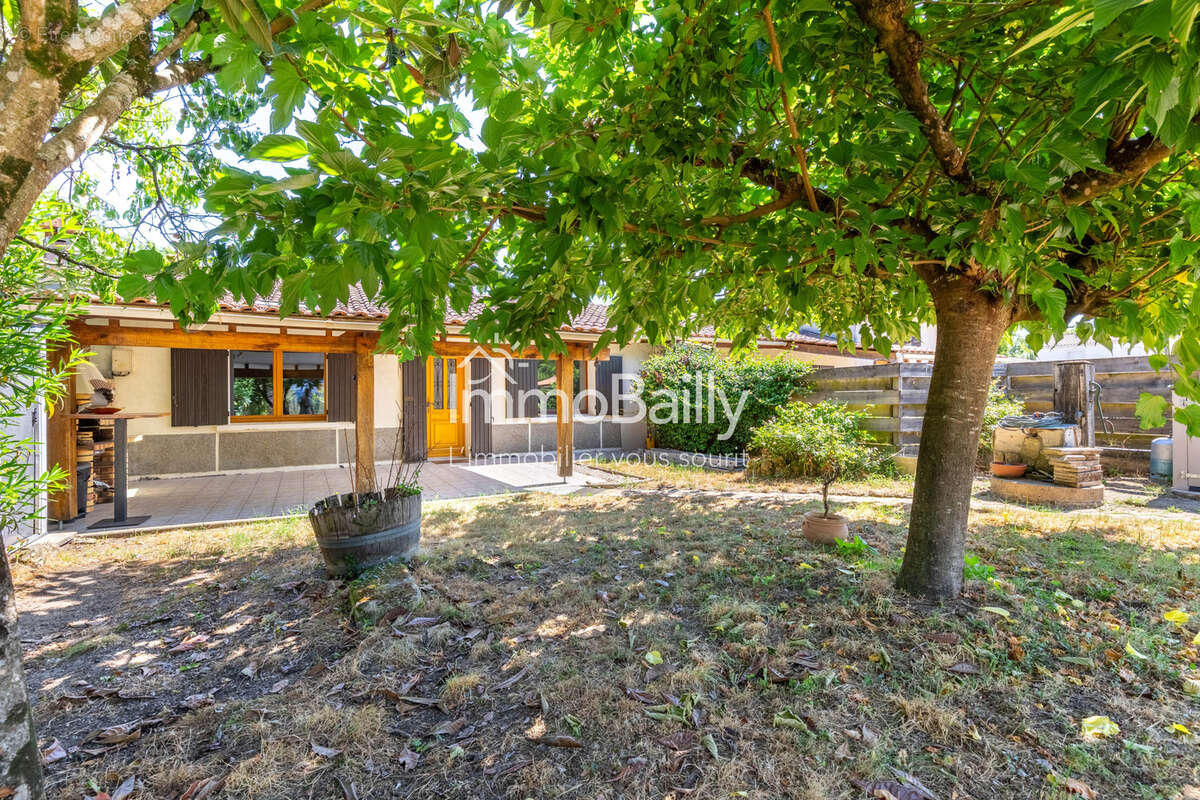 Maison 2 chambres jardin 200m2 proche centre-ville - photo 10