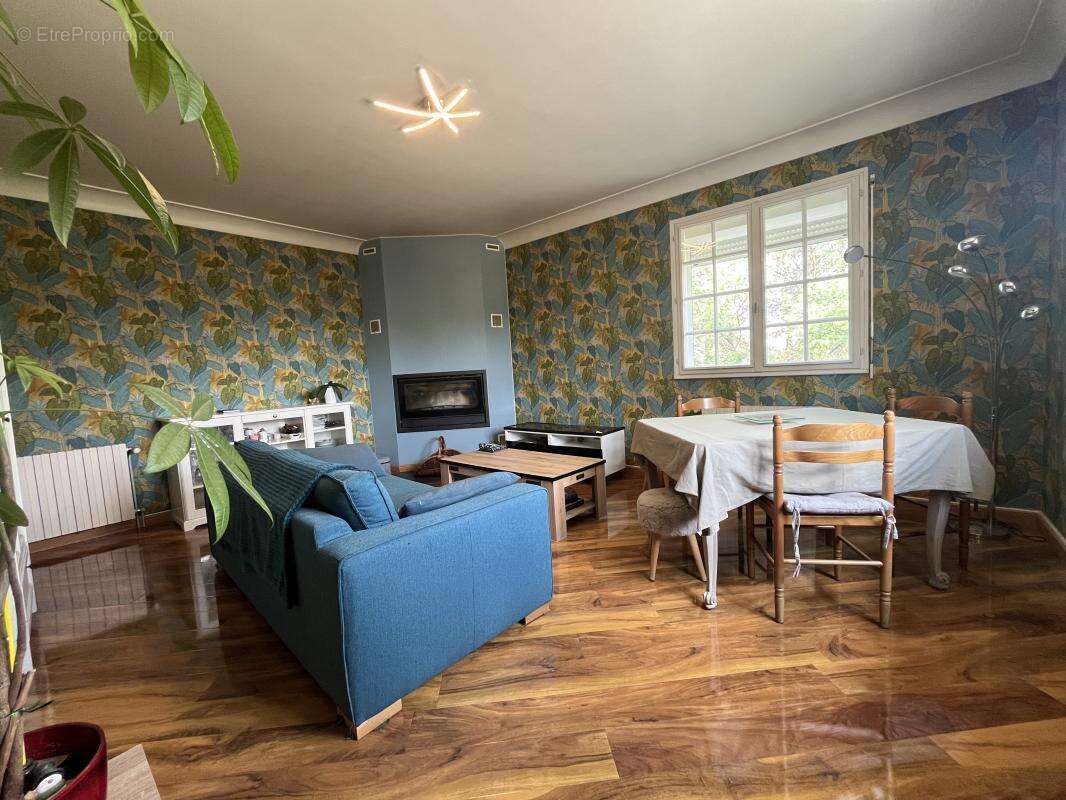 Maison à VEYRAC