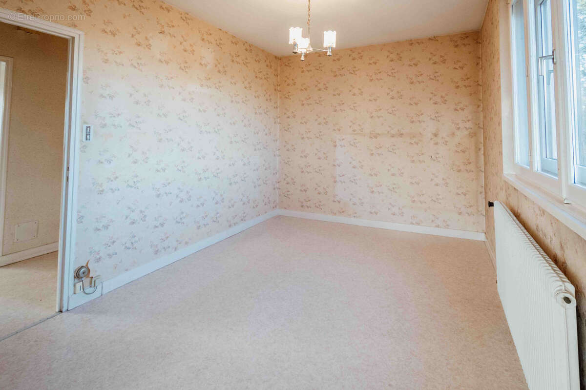 Maison à LA LONGEVILLE