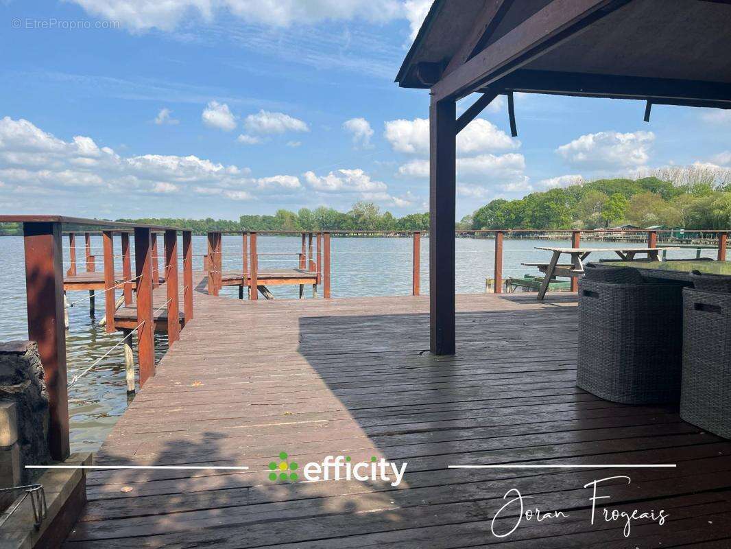 Appartement à DOMALAIN