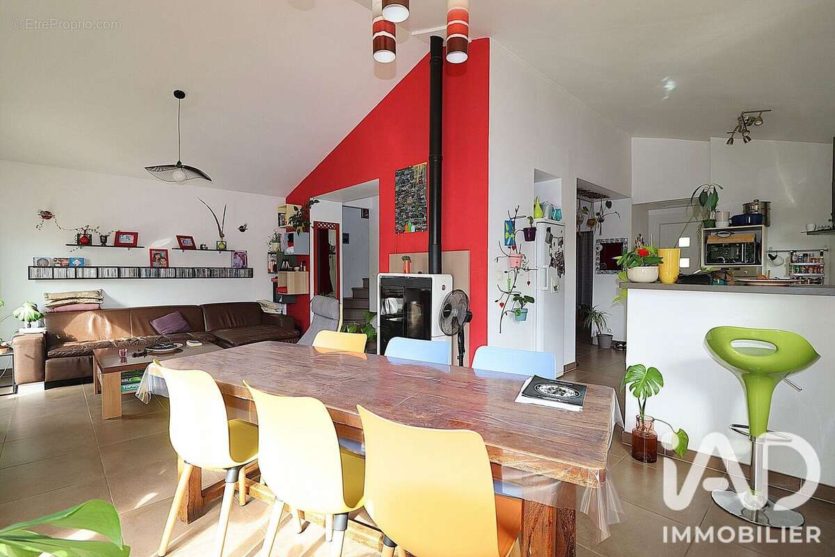 Maison 114 m² à Evreux  - photo 4