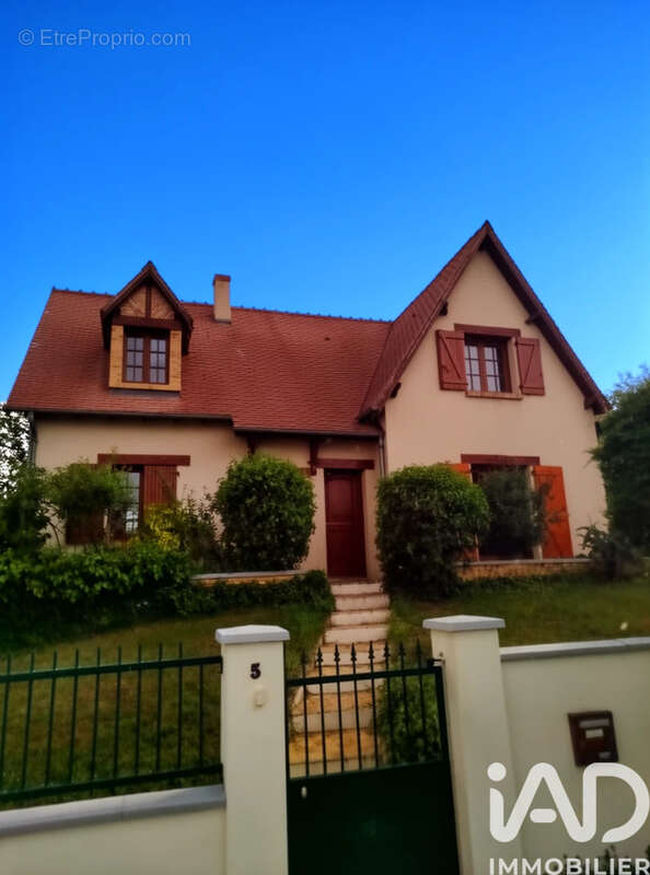 Photo 3 - Maison à PLAIMPIED-GIVAUDINS