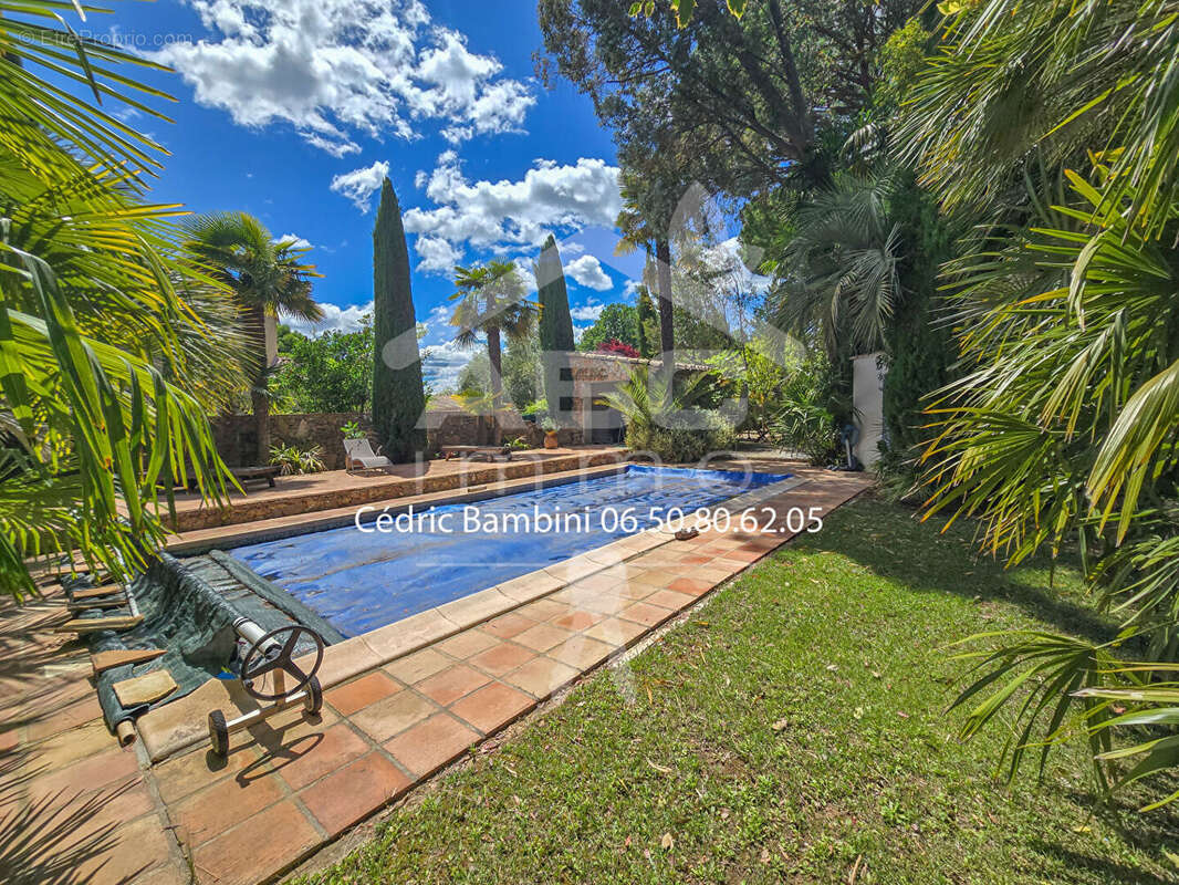 Maison à SAINT-MAXIMIN-LA-SAINTE-BAUME
