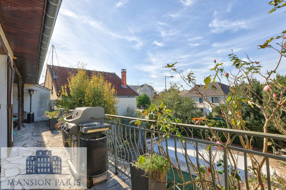 Maison à CHAMPIGNY-SUR-MARNE