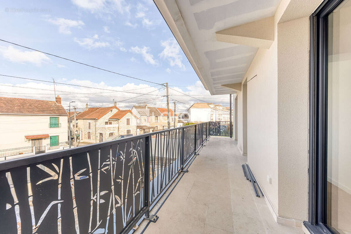 Appartement Pontault Combault 4 pièce(s) 74.5 m2 - photo 2