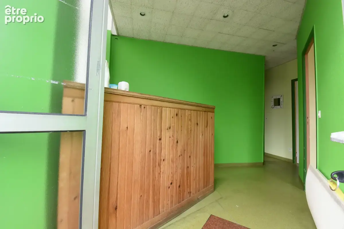 À vendre – local commercial / professionnel en centre-ville de domfront-en-poiraie - photo 3